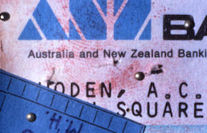 Banknote examination example